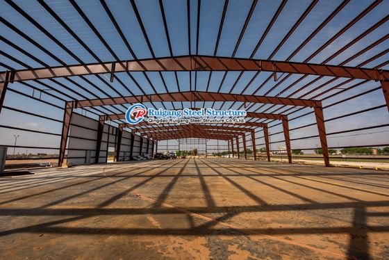 สเปนใส Peb Steel จําหน่าย Steel Barn Steel Structure อาคารสีเคลือบ